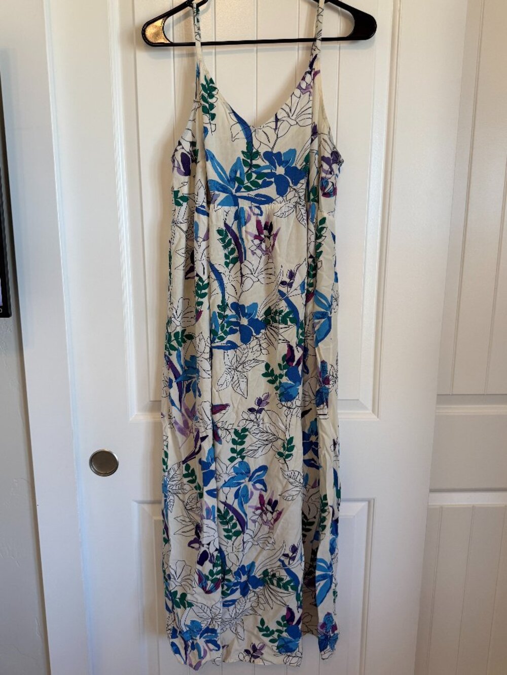 Floral spaghetti strap maxi dress, a tropical print. - Picture 1 of 7